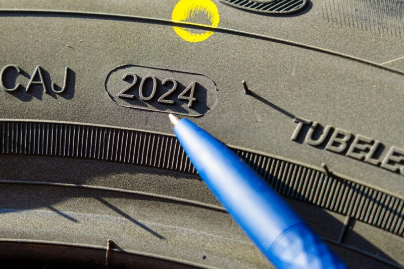 Side,View,Of,Tire,With,Designation,That,Specify,Of,Week